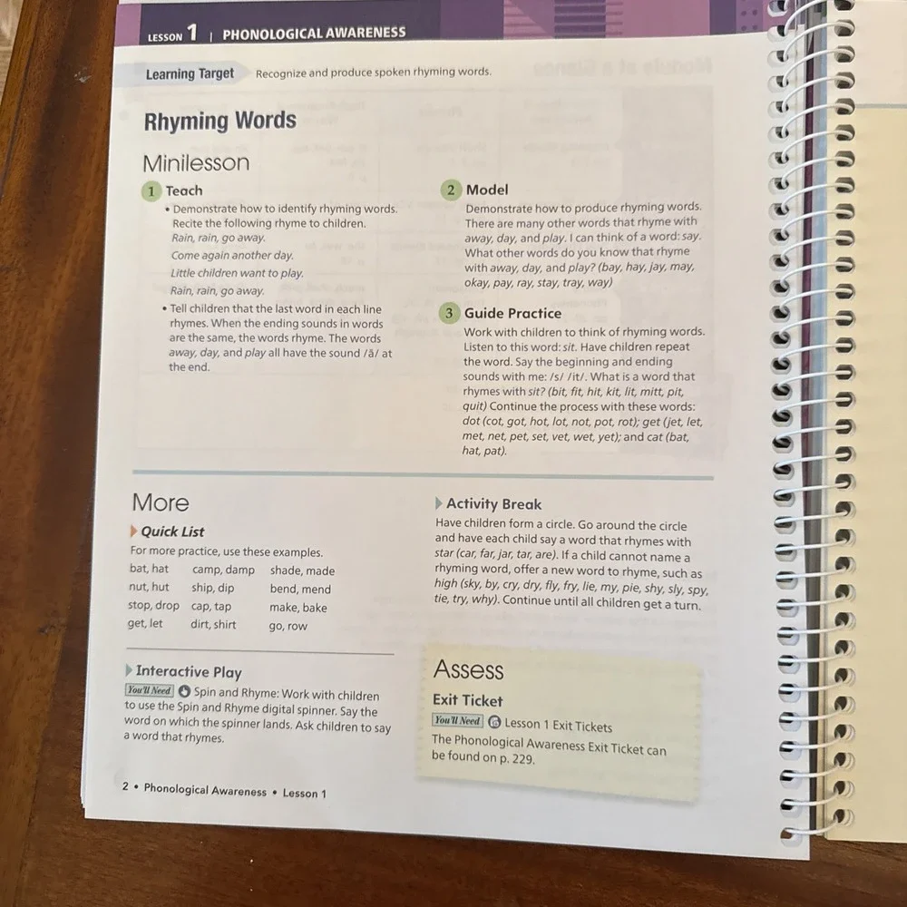 Savvas Essentials Foundational Reading Grade‎ 2 Teacher Guide + Student Worktext